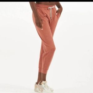 VUORI Performance Jogger in Dusty Rose Pink, SZ XS